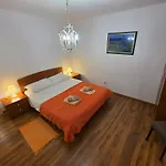 Apartment Mit Terrasse - Gemeinschaftspool By Interhome Novi Vinodolski
