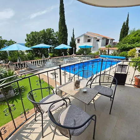 Mit Terrasse - Gemeinschaftspool By Interhome Apartment