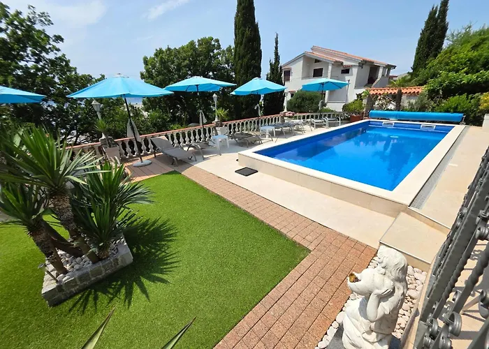 Mit Terrasse - Gemeinschaftspool By Interhome Apartment *