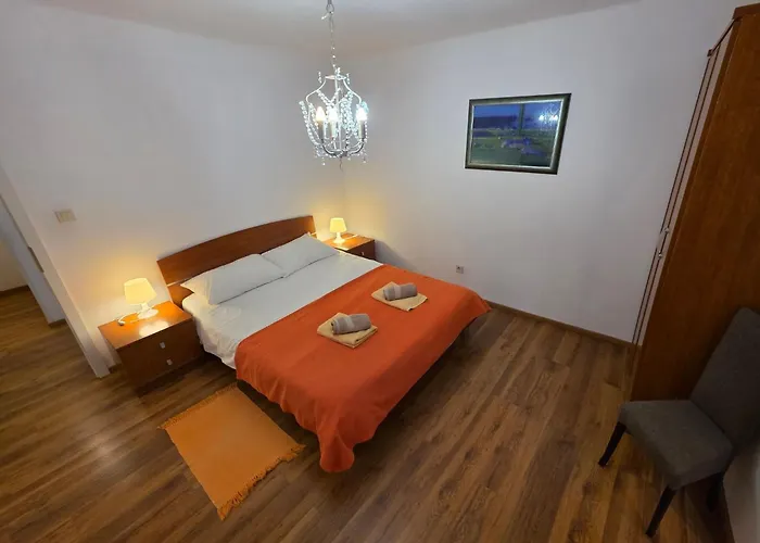 Apartment Mit Terrasse - Gemeinschaftspool By Interhome Novi Vinodolski